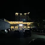 Grand Arjuna Hotel