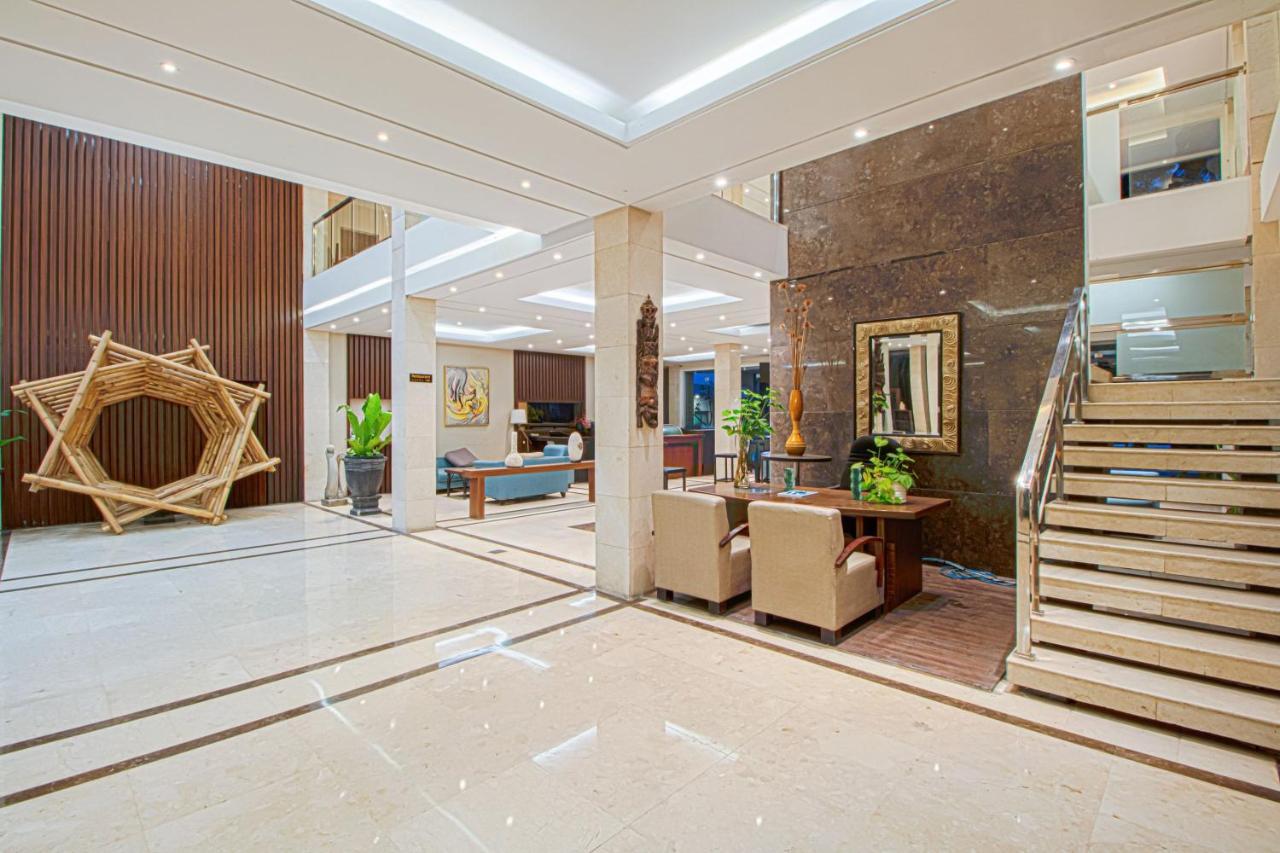 Grand Arjuna Hotel