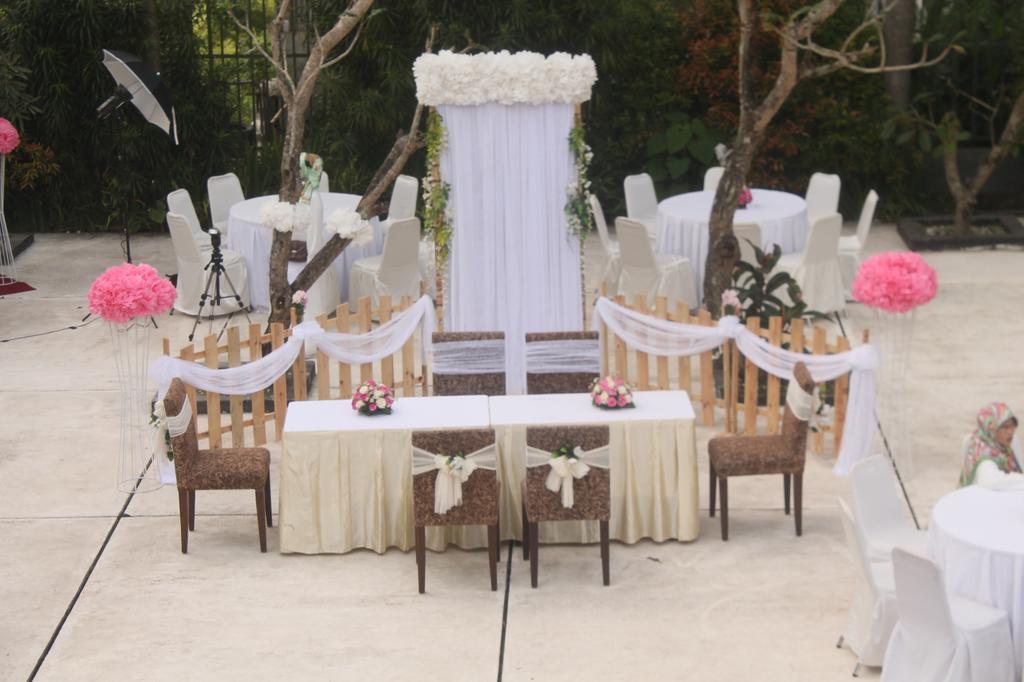 Grand Arjuna Hotel